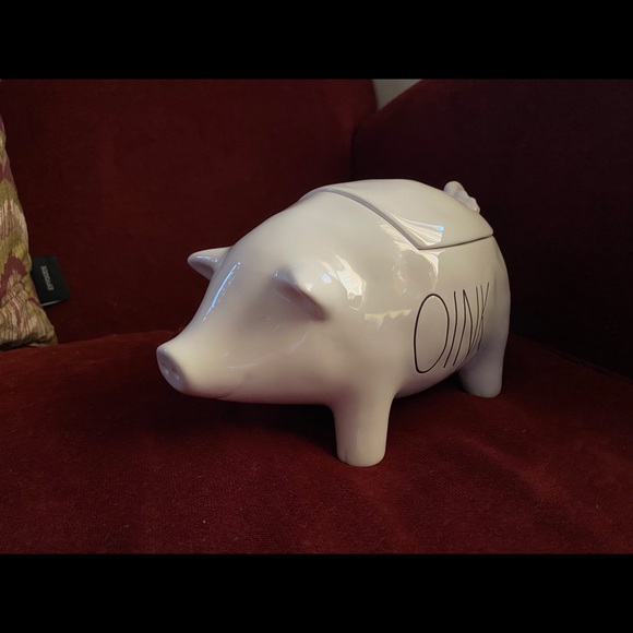 2021 Rae Dunn oink pig cookie jar - Picture 2 of 4